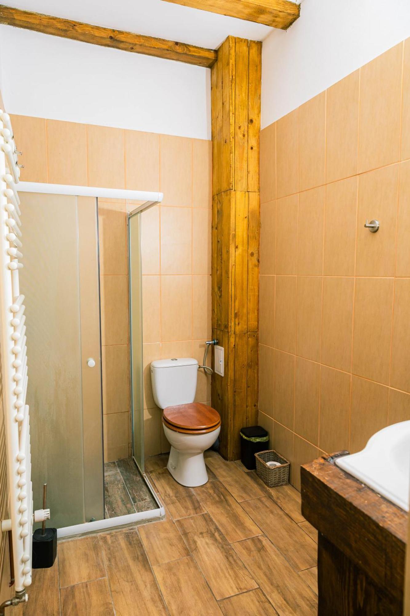 Готель Casa Thea Cheile Nerei Socolari Екстер'єр фото