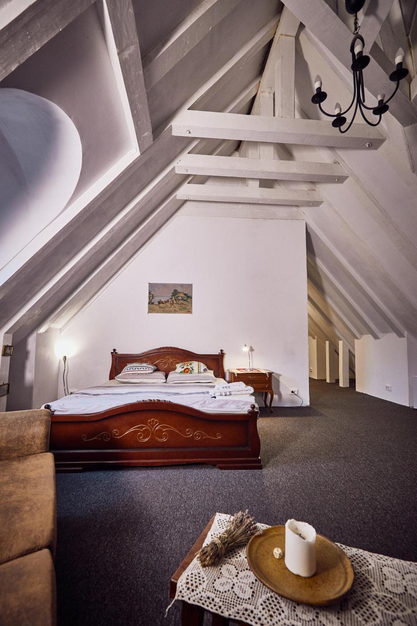 Готель Casa Thea Cheile Nerei Socolari Екстер'єр фото