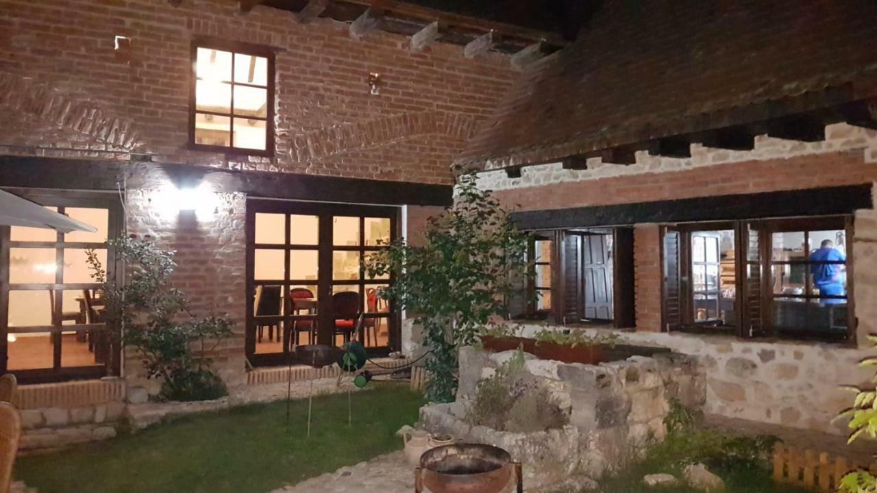 Готель Casa Thea Cheile Nerei Socolari Екстер'єр фото
