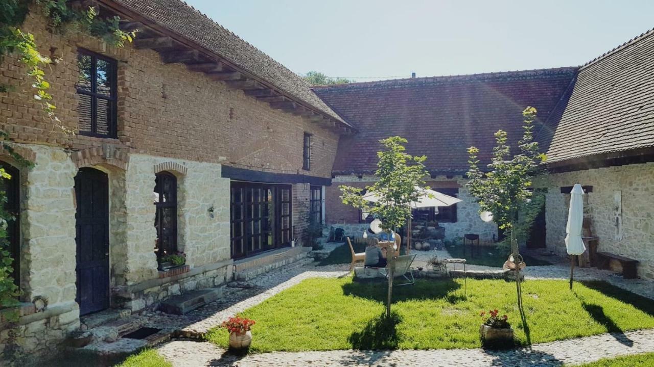 Готель Casa Thea Cheile Nerei Socolari Екстер'єр фото